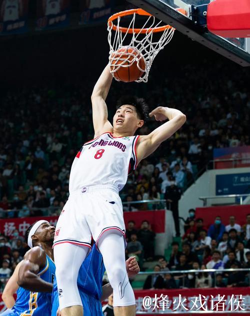 崔永熙NBA季前赛初登场 8分钟内收获1分2篮板 崔永熙NBA季前赛初登场 8分钟内收获1分2篮板